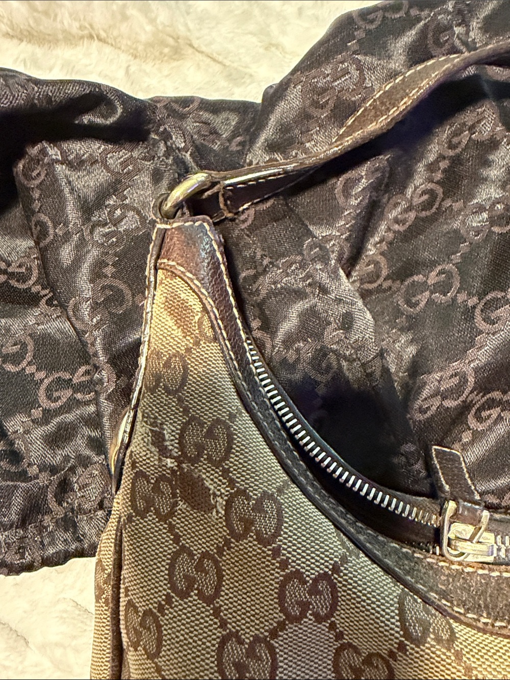 Gucci Brown Monogram Canvas Shoulder Bag - Picture 5 of 11